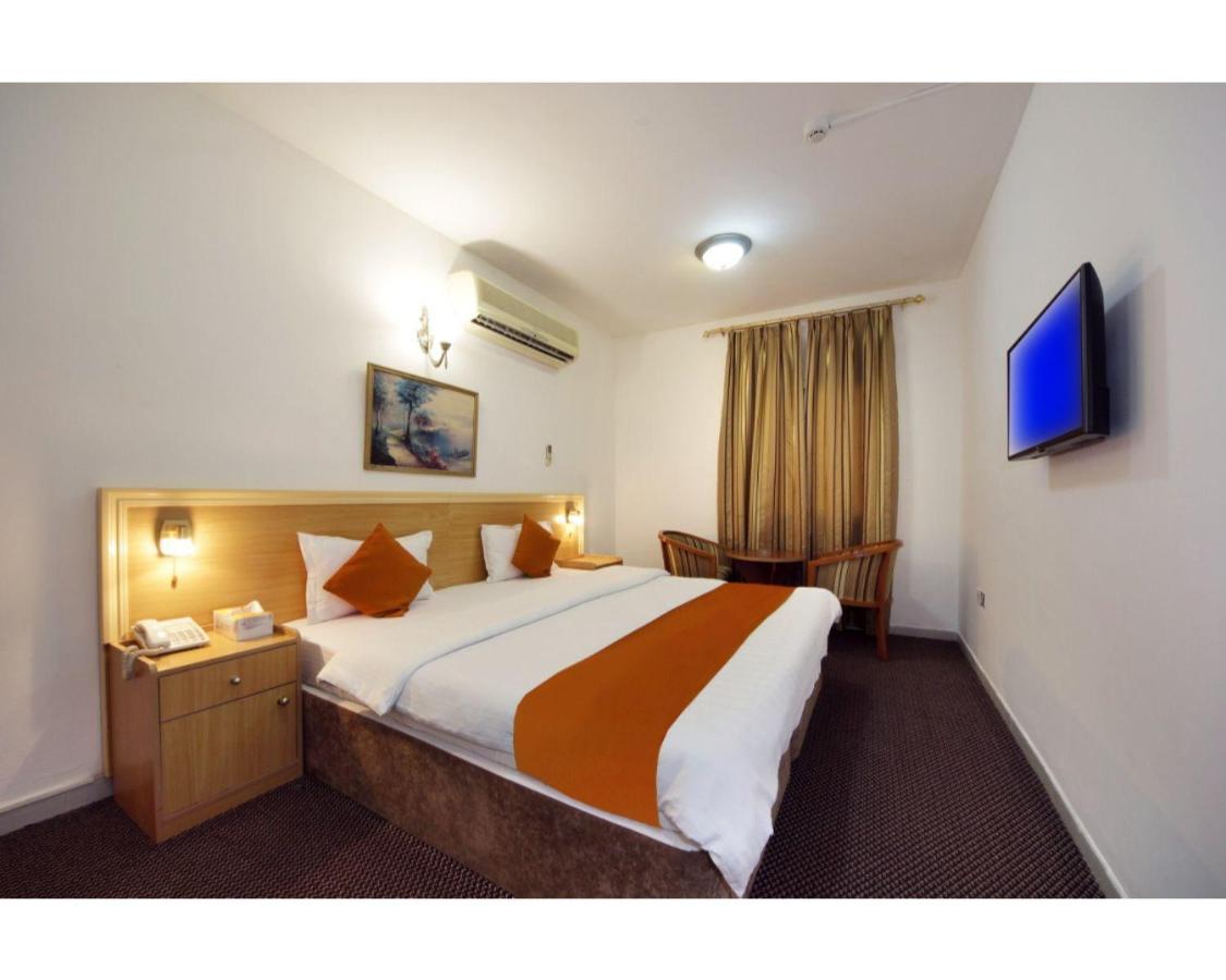 Dallas Hotel Dubai Esterno foto